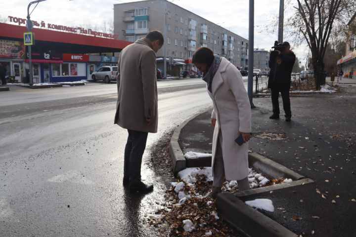 В Абакане подрядчики по выполненным ремонтам дорог устраняют замечания