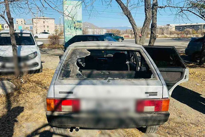 В республике мужчина попытался угнать два автомобиля