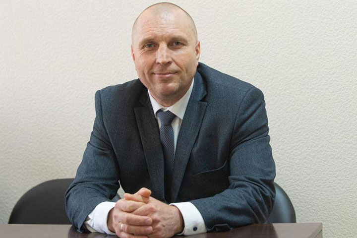 Кандидат от КПРФ из аппарата правительства подал документы в ТИК Ширинского района 