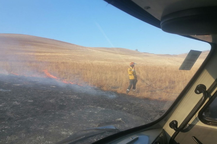 В Орджоникидзевском районе Хакасии потушили степной пожар
