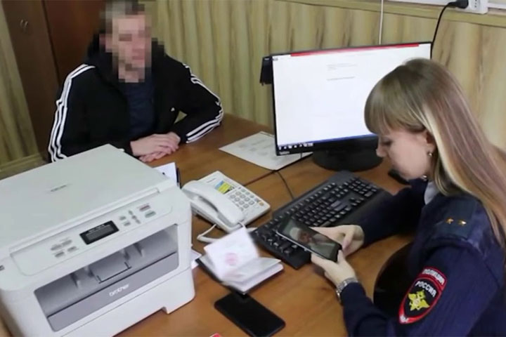 В Приморье мужчину будут судить за распространение дискредитирующего ВС РФ видео
