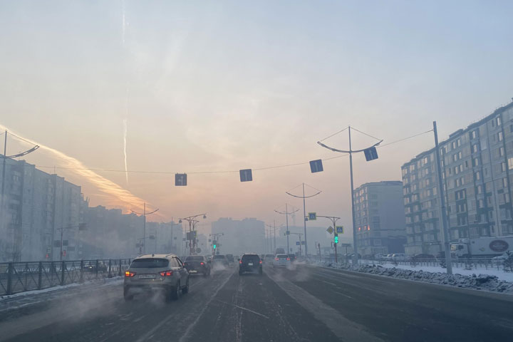 В Абакане и Черногорске снова черное небо