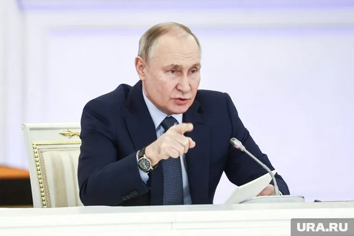 Путин начал готовиться к реформе ЦБ