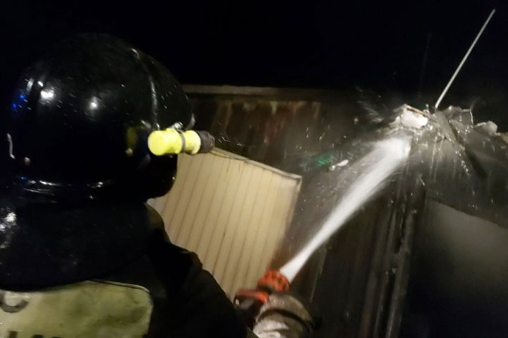 В Хакасии теплица сгорела из-за включенного обогревателя 