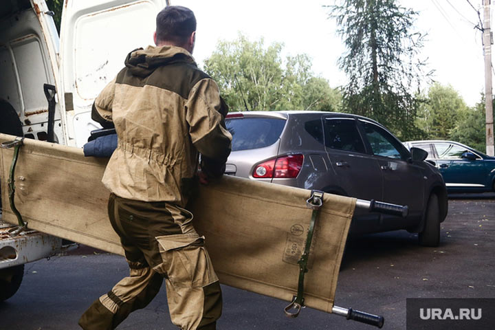 Российские военные спасли брошенного раненого офицера ВСУ. Видео