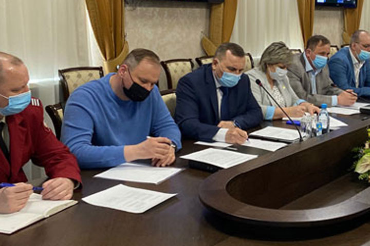 В Хакасии разрез наказали за загрязнение ручья 