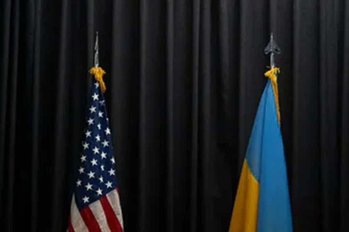 Эксперт в США рассказал, кто выиграет от предоставления 33 миллиардов Киеву