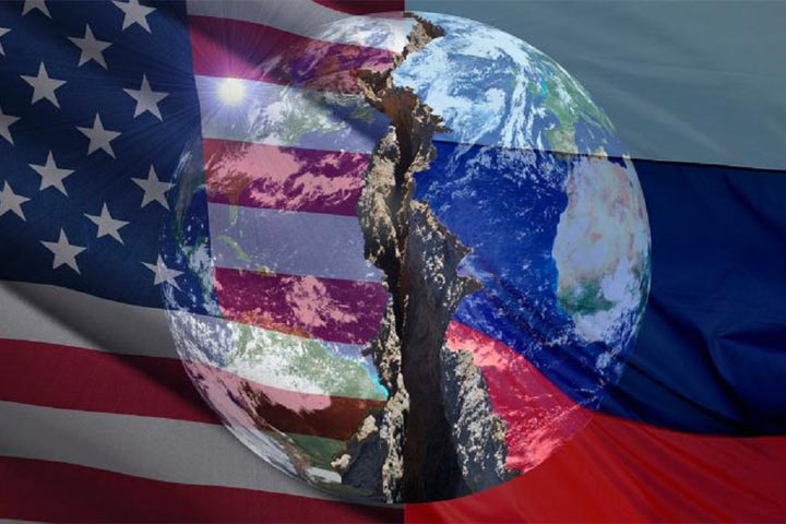 Стратегия США по ослаблению России может вылиться в конфликт великих держав
