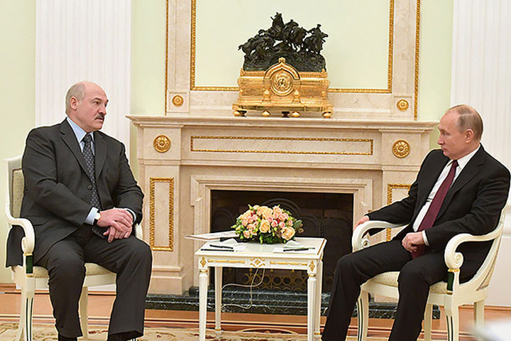 Путин и Лукашенко обсудили спецоперацию на Украине
