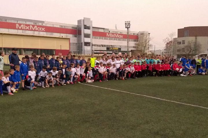 Команда из Хакасии заняла первое место в турнире по футболу 