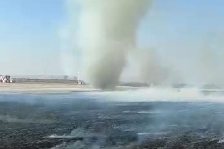 Причиной огненного смерча в Хакасии стал поджог в аэропорту