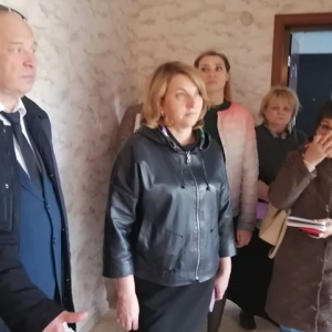 Беспрецедентная помощь: для медиков в Алтайском районе купили квартиры