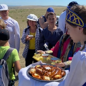 Фото и видео: в Хакасии первые туристы прошли по новому турмаршруту богатырей 