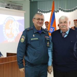 В Хакасии отметили 90-летие Гражданской обороны 
