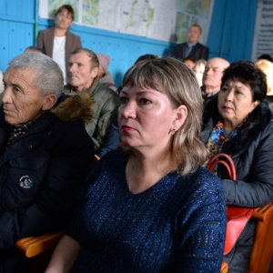 Жители двух сельсоветов рассказали главе Хакасии о наболевшем 