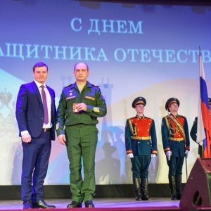 Глава Хакасии наградил военнослужащих 5-й Познанской бригады 