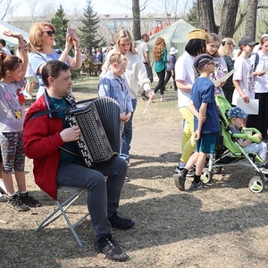 Абакан чествует Великую Победу и победителей - фото