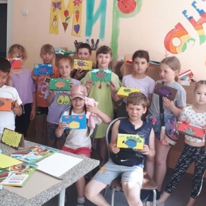 «Радужное творчество» дарит радость белоярским школьникам