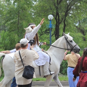 В Хакасии открыт фестиваль «Чир Чайаан»