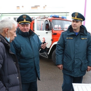 Службы пожаротушения Хакасии принимают поздравления