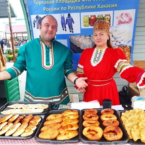 Учреждения УФСИН представили свою продукцию на ярмарке в столице Хакасии