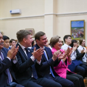 В Хакасии клуб «Юные дипломаты» торжественно принял новых участников - фото 