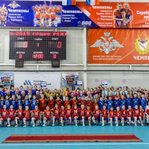 Поющие волейболистки Хакасии выиграли турнир памяти Виктора Зимина