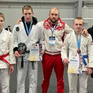 Спортсмены Хакасии взяли награды всероссийских соревнований и первенства России по джиу-джитсу