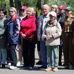 В Абакане в честь 100-летия здравоохранения Хакасии высажено 100 сосен