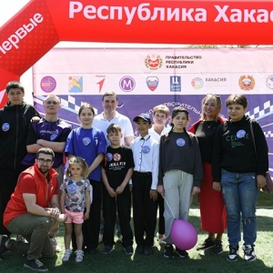 В Хакасии состоялся первый молодёжный благотворительный фестиваль «Мир авто без границ»