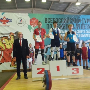 Спортсмены из Хакасии взяли на всероссийских соревнований общекомандную бронзу и личные награды 