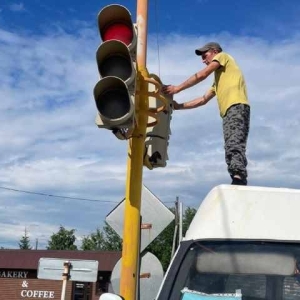 В Шира устраняют последствия бури