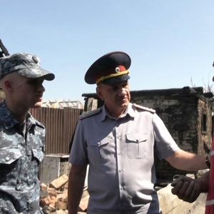 В Хакасии сотрудник УФСИН спас людей на пожаре