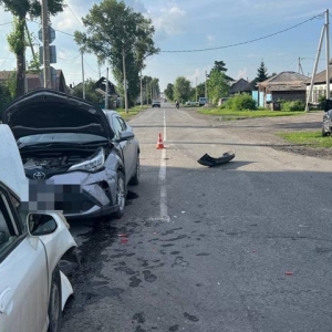 В Абакане маленькая пассажирка авто получила компрессионный перелом позвонка