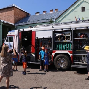Хакасские спасатели устроили праздник воспитанникам дома-интерната «Теремок»