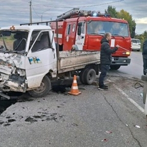 На трассе Абакан - Саяногорск внедорожник встал на крышу