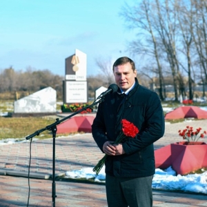 В Солнечном открылся обелиск павшим воинам 