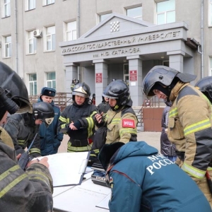 МЧС устроило студентам ХГУ веселый день 