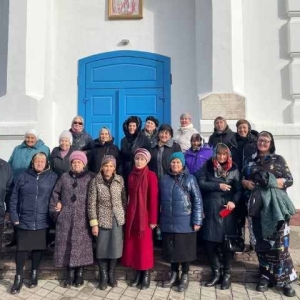 Жены и родители погибших бойцов совершили паломничество из Хакасии в монастырь села Кочергино