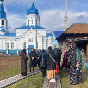 Жены и родители погибших бойцов совершили паломничество из Хакасии в монастырь села Кочергино