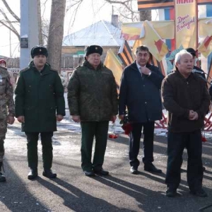 Шагнувшие в бессмертие: в Аскизе открыли памятник участникам СВО