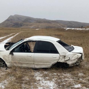 На трассе «Енисей» в Хакасии водитель получил ушиб сердца и массу переломов