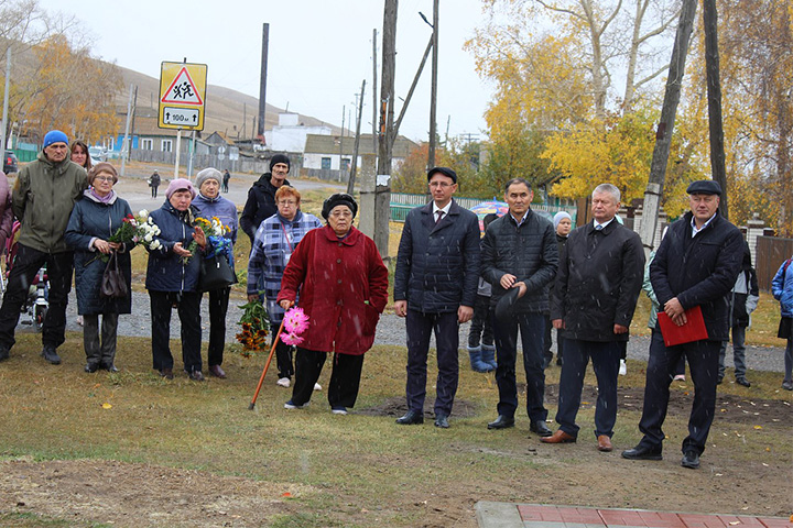 В селе Хакасии отремонтировали памятник участникам Великой Отечественной войны