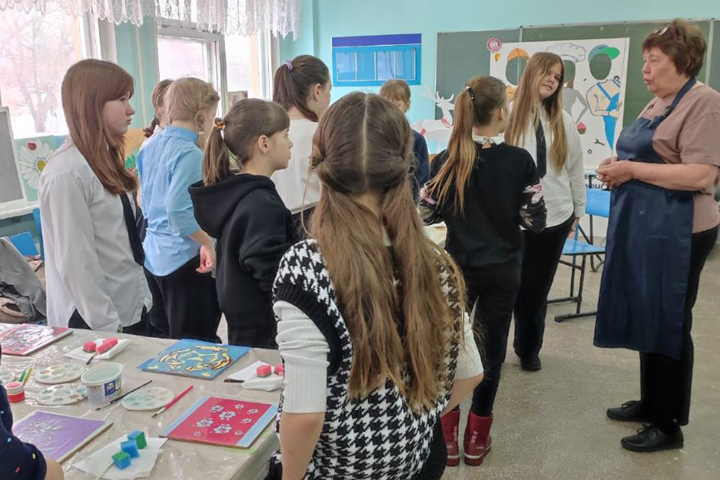 Саяногорский политехнический техникум осваивает новое направление наставничества 