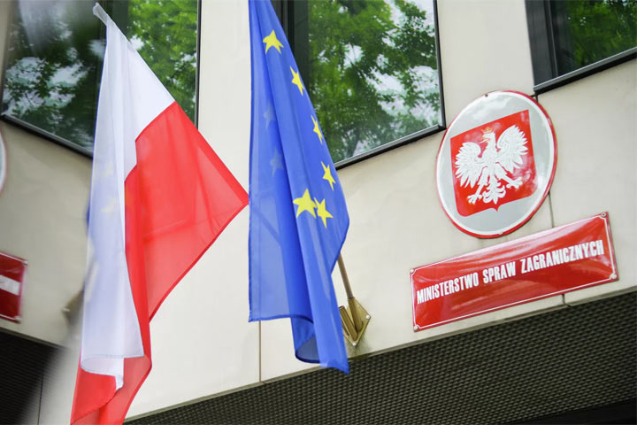 Германия официально отказала Польше в переговорах о репарациях