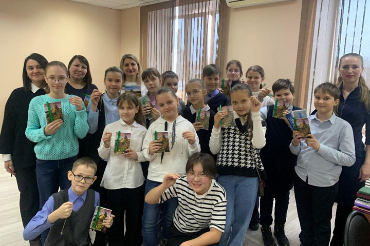 Хакасский муниципальный банк пригласил школьников на экскурсию