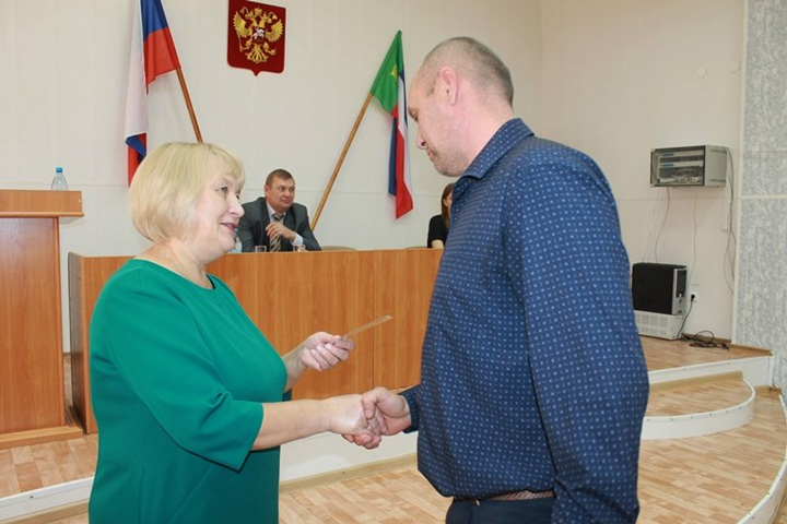 «Единая Россия» в Хакасии меняет председателя теризбиркома на переправе