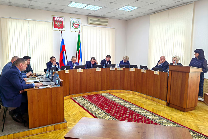 В Хакасии назначили публичные бюджетные слушания