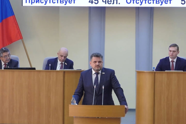 Александр Жуков больше не депутат Верховного Совета