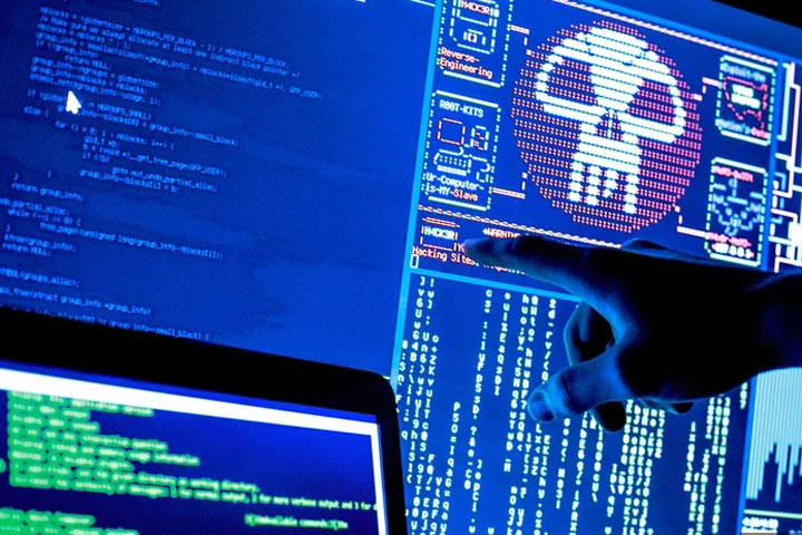 Хакеры взломали три российских банка
